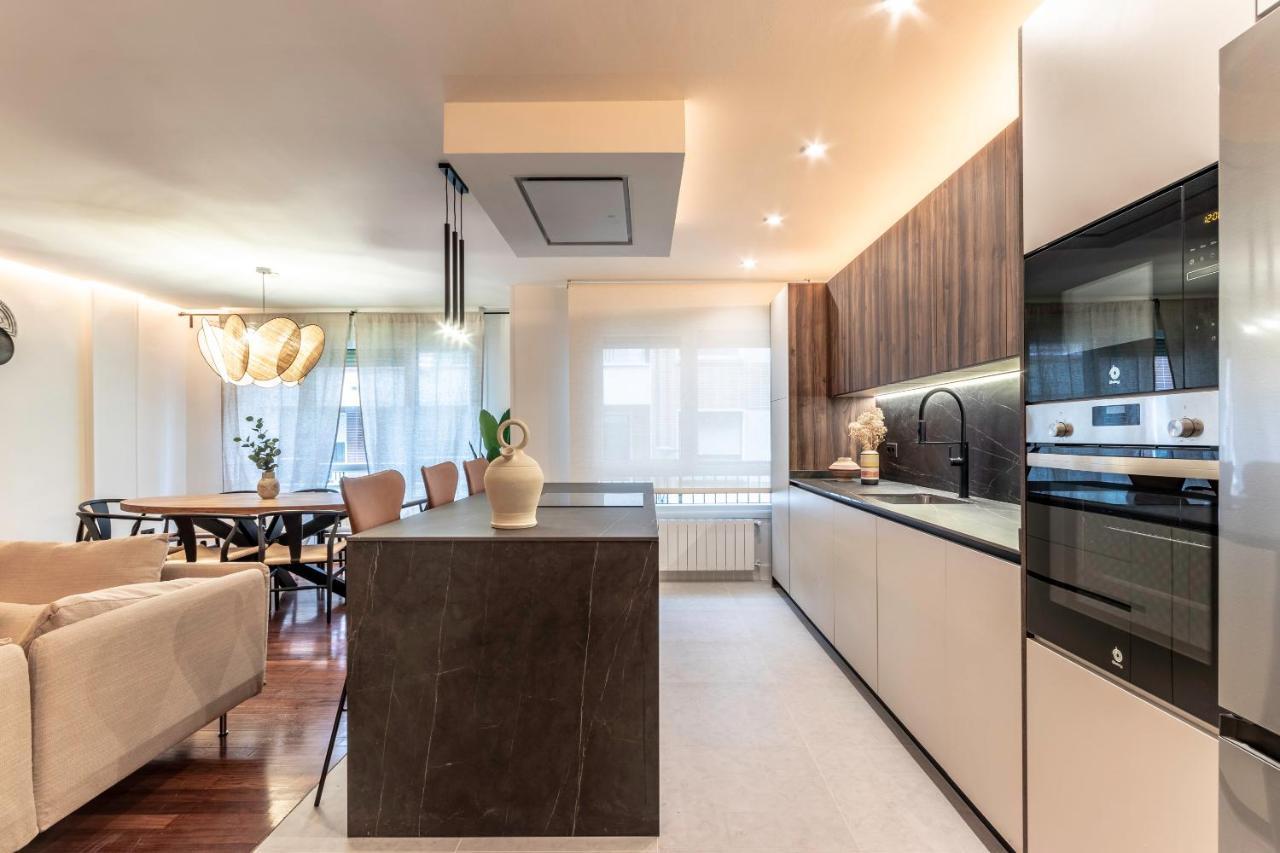 New! Lovely 4-Bedroom Loft In Bilbao Luaran gambar