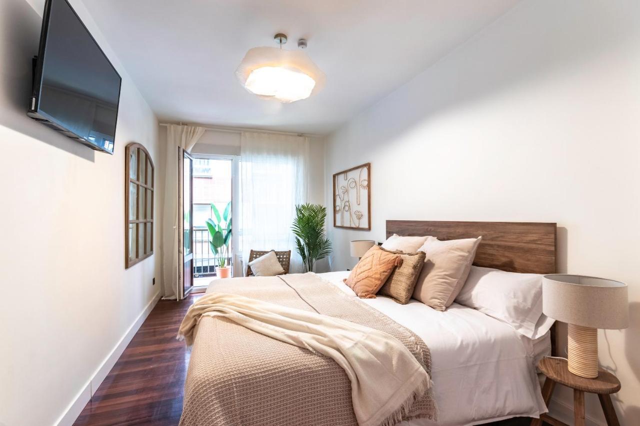 New! Lovely 4-Bedroom Loft In Bilbao Luaran gambar