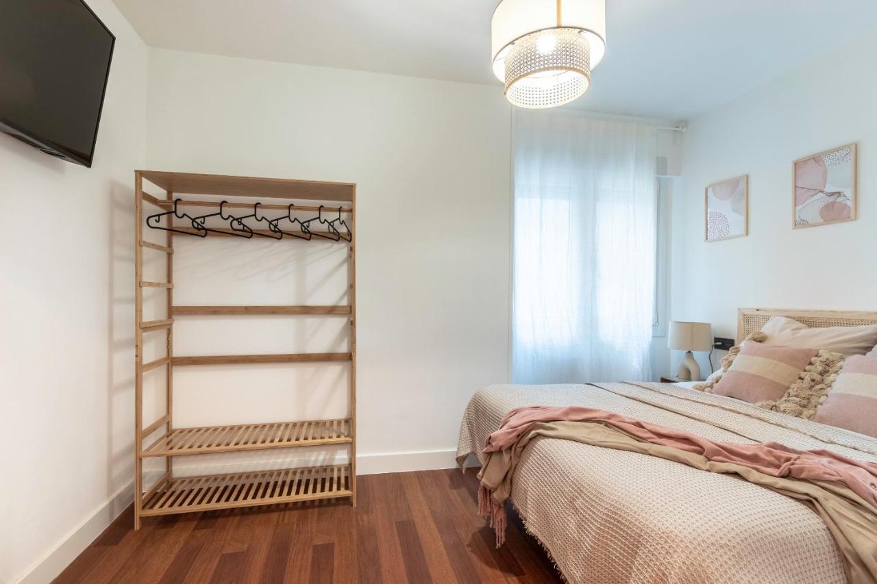 New! Lovely 4-Bedroom Loft In Bilbao Luaran gambar