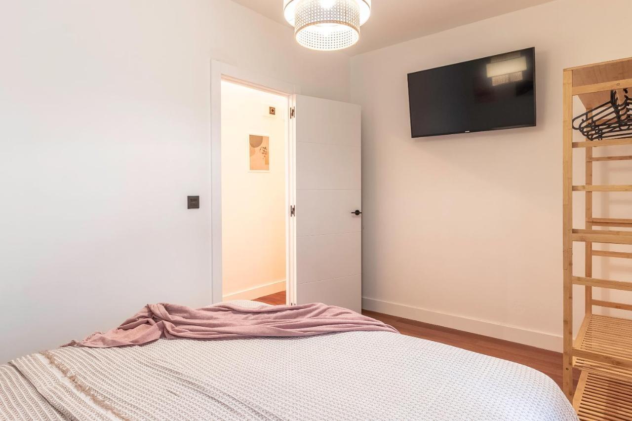 New! Lovely 4-Bedroom Loft In Bilbao Luaran gambar