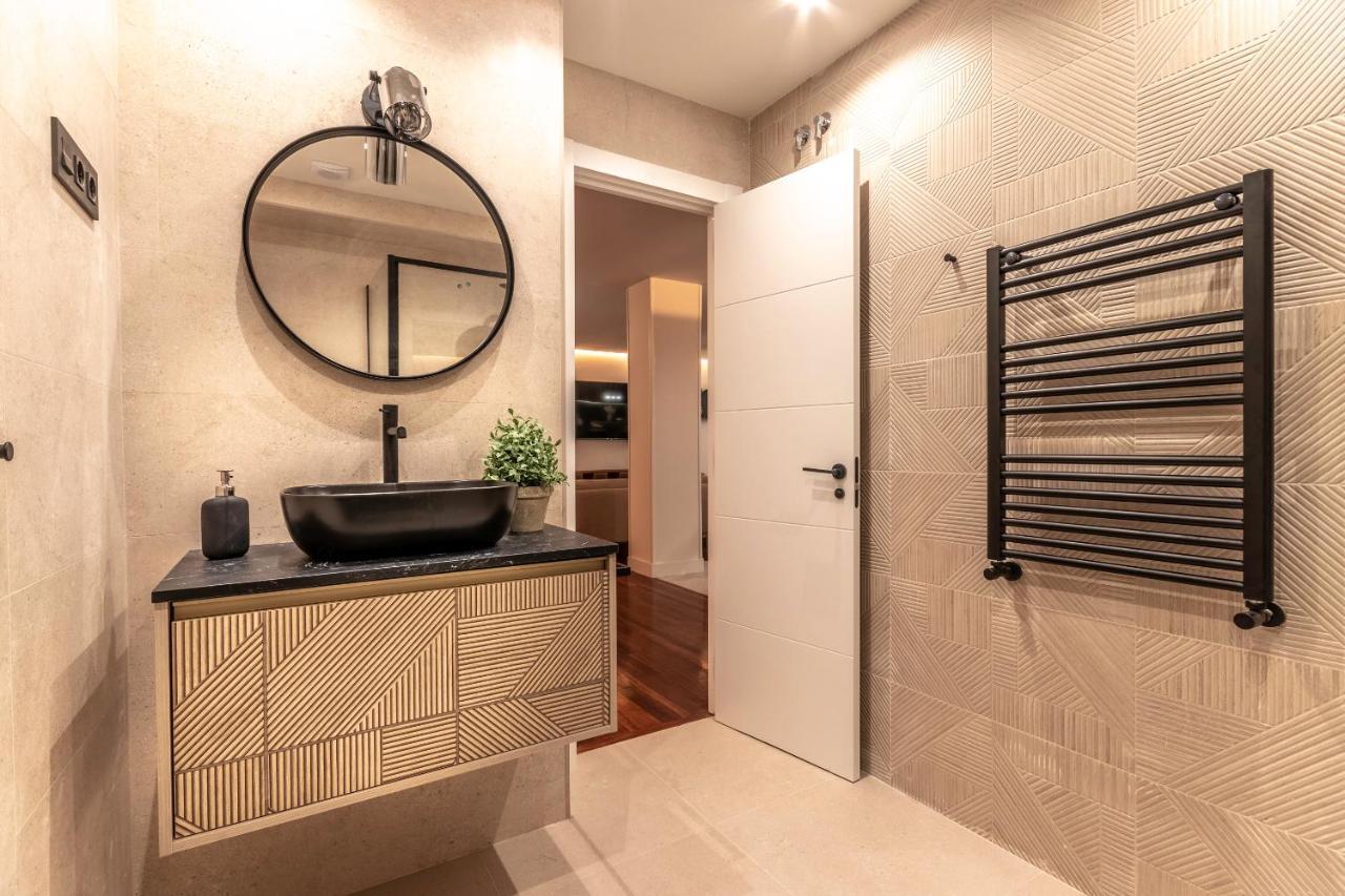 New! Lovely 4-Bedroom Loft In Bilbao Luaran gambar