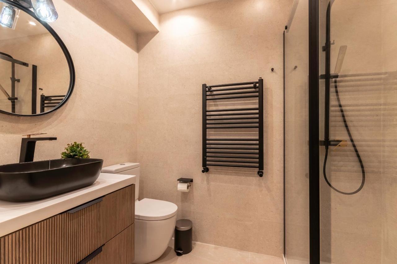 New! Lovely 4-Bedroom Loft In Bilbao Luaran gambar